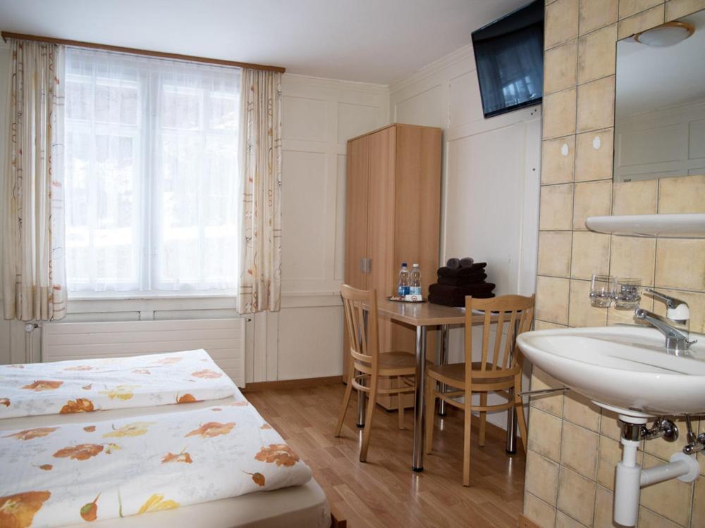 Hotel Restaurant Raben Linthal Εξωτερικό φωτογραφία