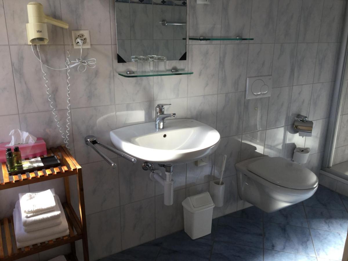 Hotel Restaurant Raben Linthal Εξωτερικό φωτογραφία